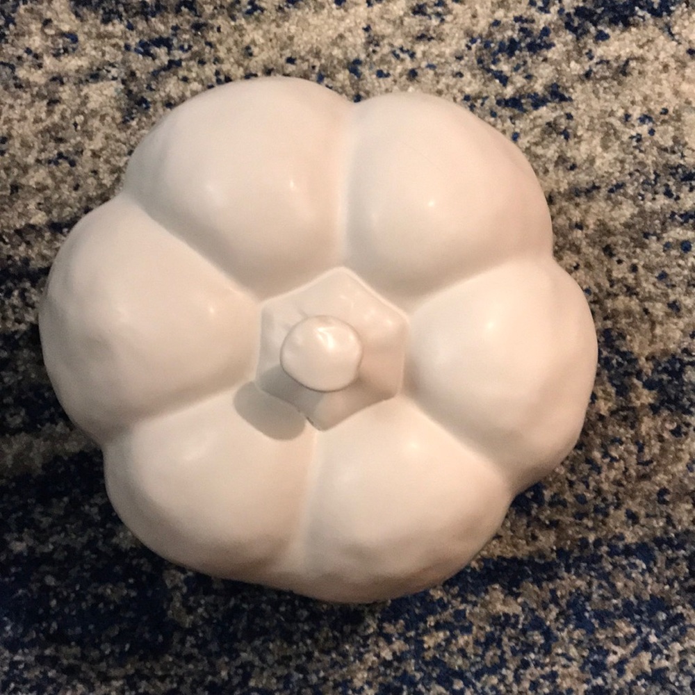“Trick” medium pumpkin - Rae Dunn - Picture 2 of 6